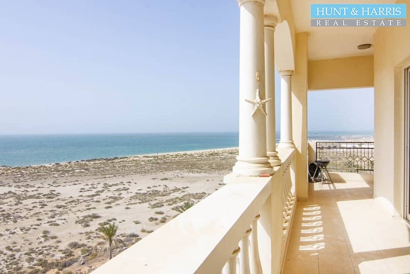 Two Bedroom Apartment - Full Sea Views - Tenanted Two Bedroom Apartment - Full Sea Views - Tenanted