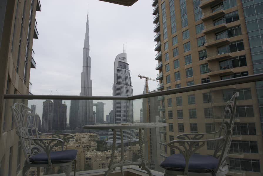 12 Incredible Stay and views at Dubai Burj View