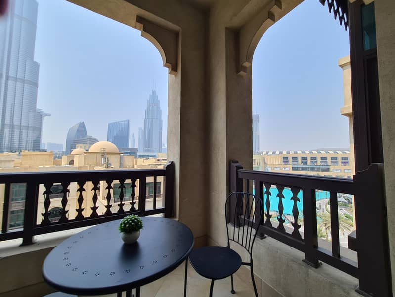 22 Amazing stay at Dubai Downtown - Souk Al Bahar