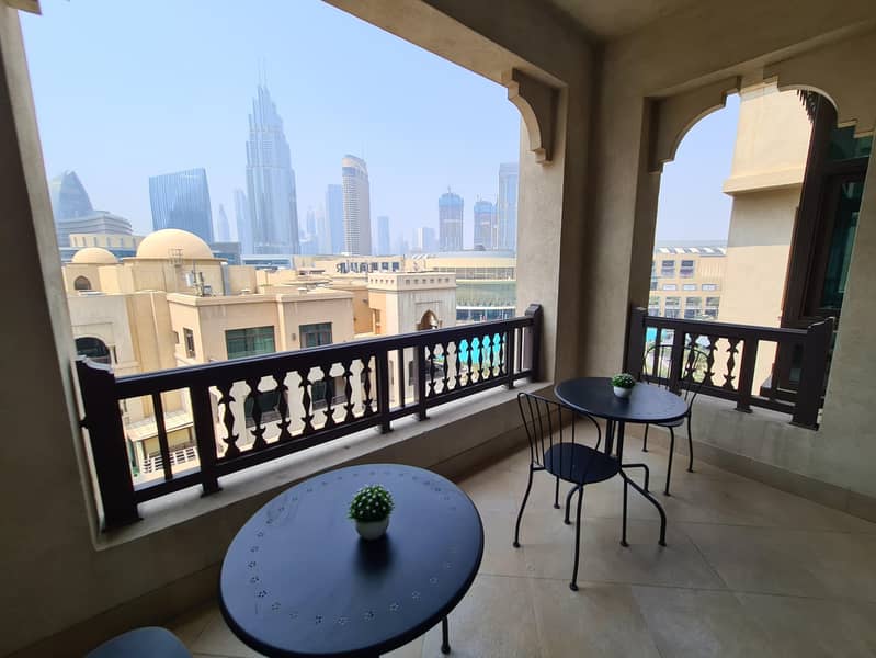 23 Amazing stay at Dubai Downtown - Souk Al Bahar