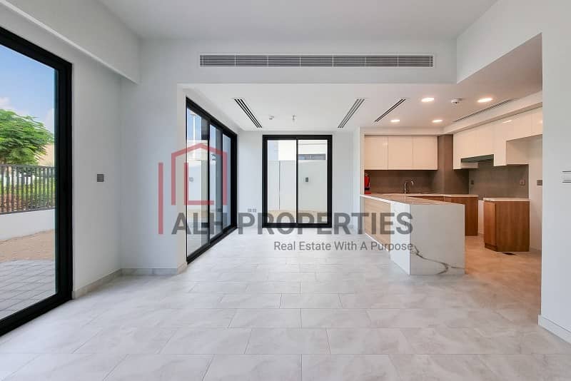 BACK TO BACK|GREAT PRICE|SHORT WALK TO AMENITIES BACK TO BACK|GREAT PRICE|SHORT WALK TO AMENITIES