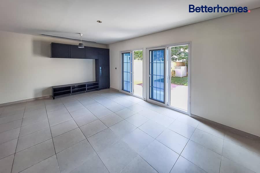 Unfurnished| Private Garden | Managed Unfurnished| Private Garden | Managed