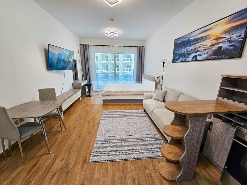 ROI 9.5% NET| New Furniture| Fully Upgraded Studio ROI 9.5% NET| New Furniture| Fully Upgraded Studio