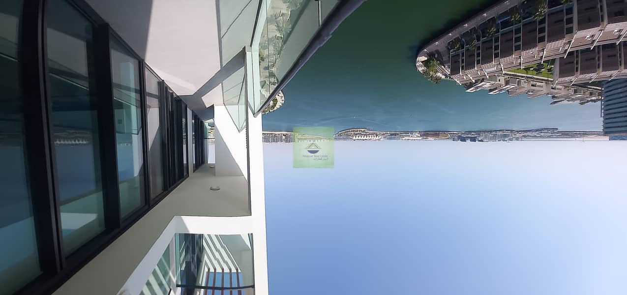 A unique and luxurious 3-bedroom duplex with a full sea view A unique and luxurious 3-bedroom duplex with a full sea view