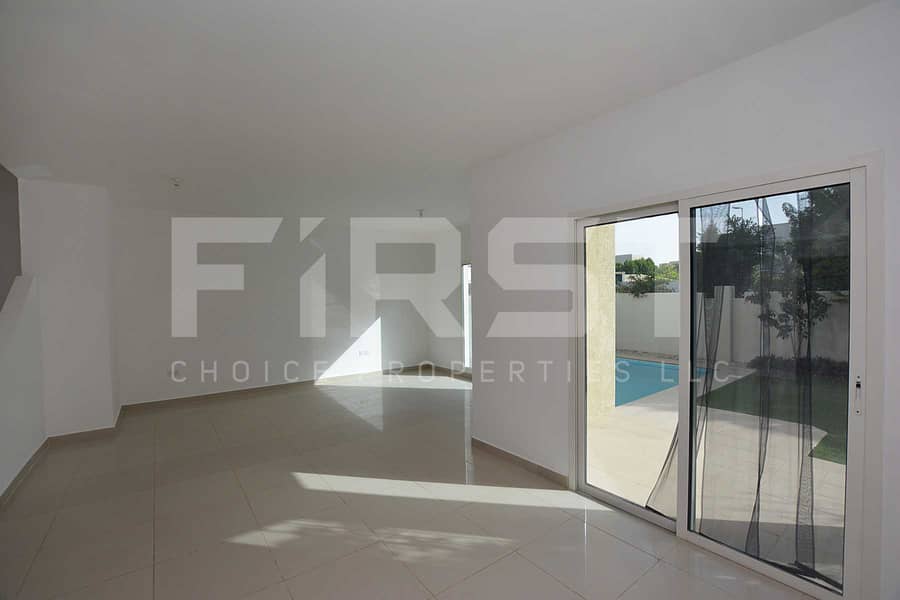 18 Internal Photo of 5 Bedroom Villa in Al Reef Villas 348.3 sq. m-3749 sq. ft-Abu Dhabi -UAE (4). jpg