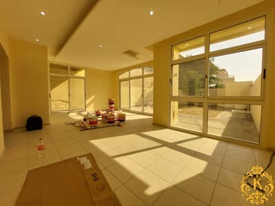 Elegant Size 4 Master Bedroom Villa With 2 Living Hall Maidroom Covered Parking Balcony Wardrobes Villa At Al Bateen Airport For 170k