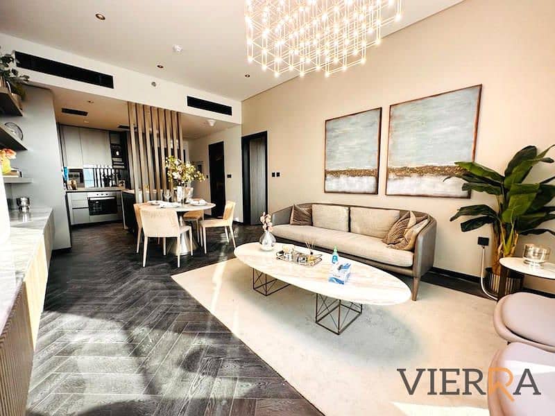 Lavish And Fully Furnished | Skyline View | Spacious