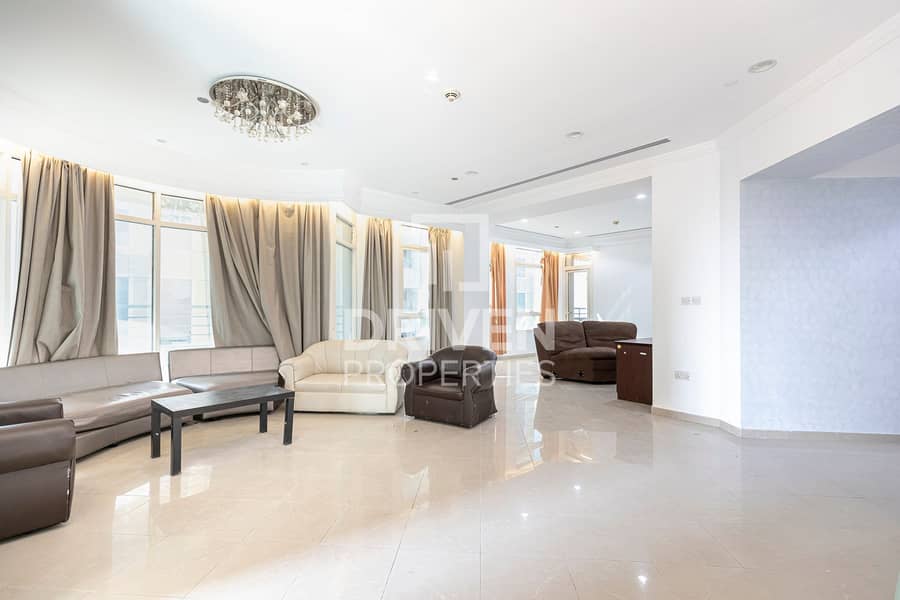 High Floor Apt | Chiller Free | Sea View High Floor Apt | Chiller Free | Sea View