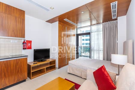 Studio for Rent in Dubai Sports City, Dubai - Fully Furnished Unit and Ready to move in