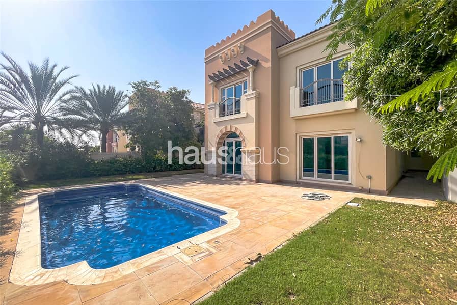 C1 | Private Pool | Available Now C1 | Private Pool | Available Now