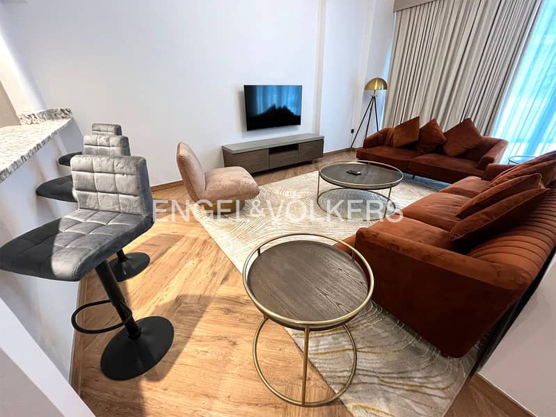 Stunning Unit | Amazing View | Bills Included Stunning Unit | Amazing View | Bills Included