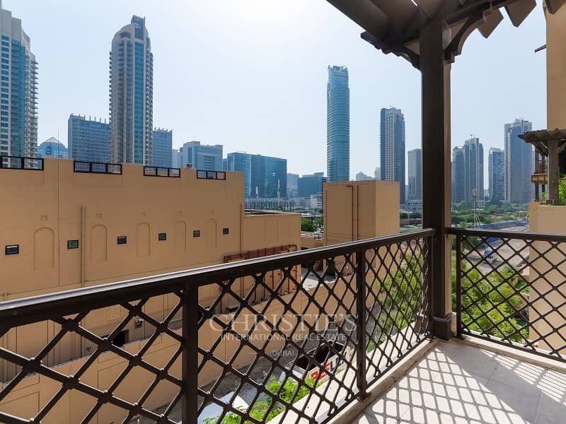Fully renovated to high standards this Fully renovated to high standards this