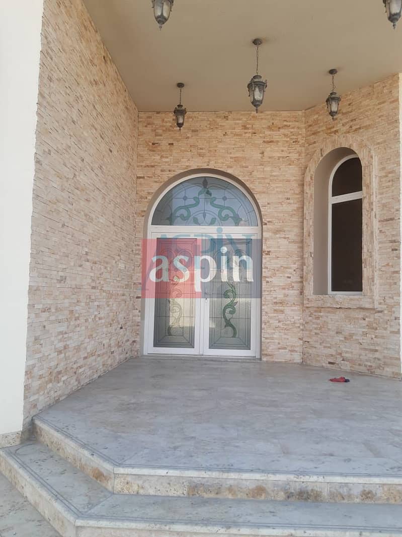 11 5 BHK + Maid Villa For Rent in Al Quoz 4