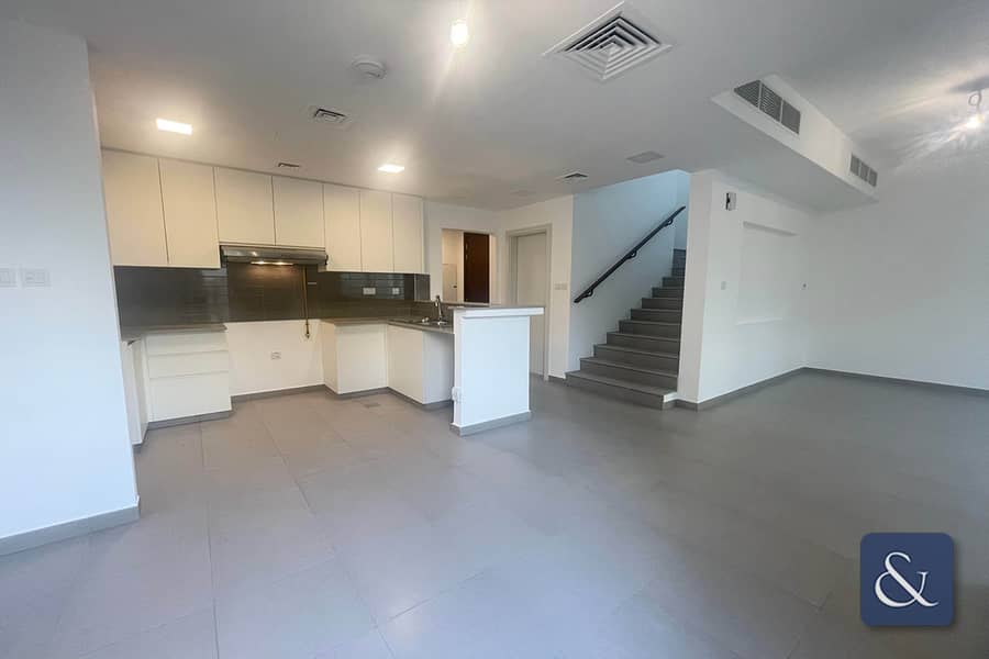 Ready Now | Multiple Cheques | Spacious Ready Now | Multiple Cheques | Spacious
