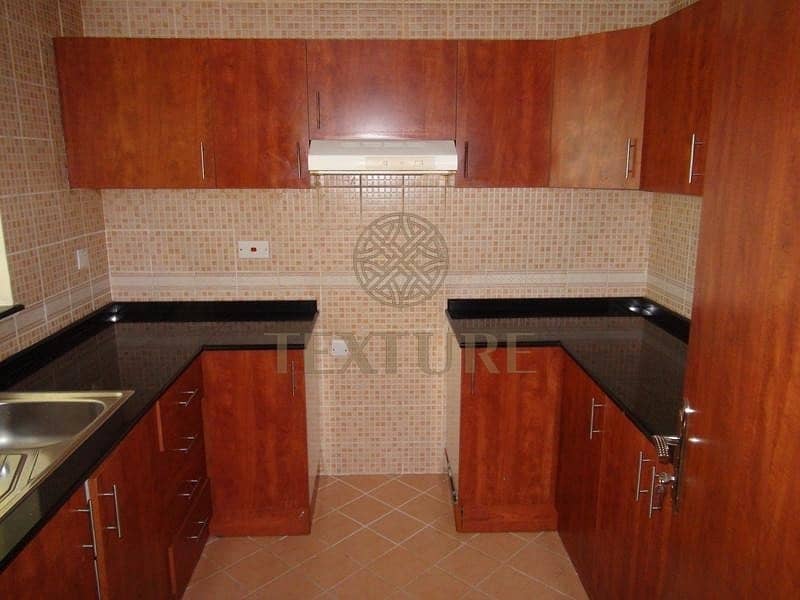 7 HUGE AND CHILLER FREE 1 BEDROOM  APARTMENT FOR RENT 45K 2CHEQS