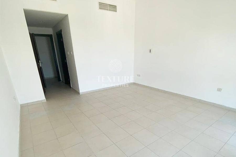 5 Spacious | Well-Maintained | 1 Bed Apart. | MED 70