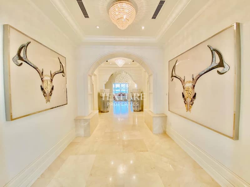 Luxurious 5 bedroom Villa in Palm Jumeirah