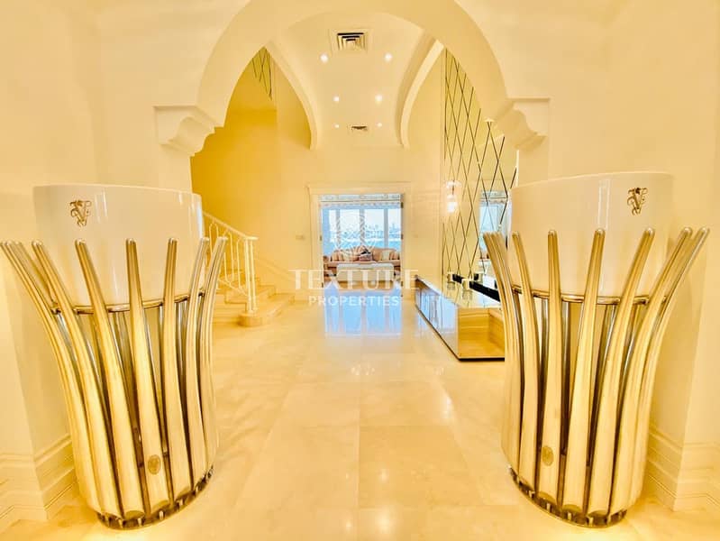 2 Luxurious 5 bedroom Villa in Palm Jumeirah