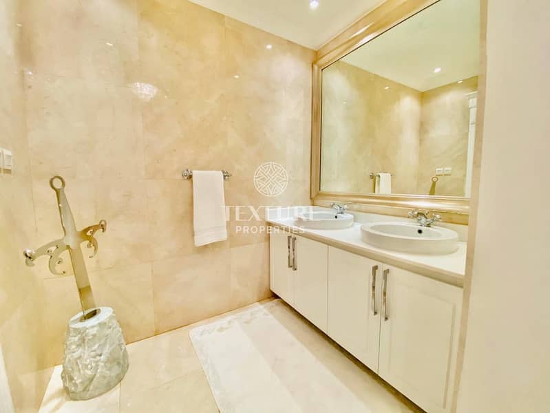 6 Luxurious 5 bedroom Villa in Palm Jumeirah