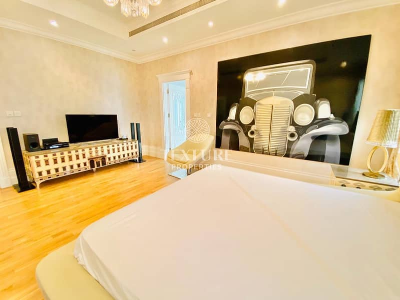 16 Luxurious 5 bedroom Villa in Palm Jumeirah