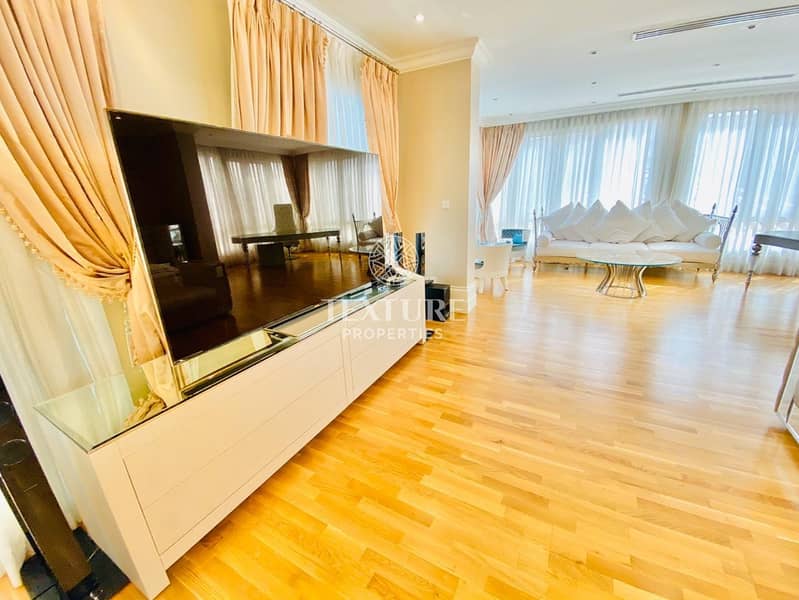 17 Luxurious 5 bedroom Villa in Palm Jumeirah