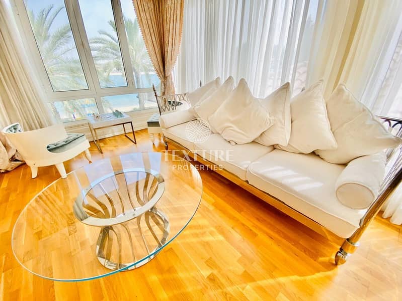 24 Luxurious 5 bedroom Villa in Palm Jumeirah