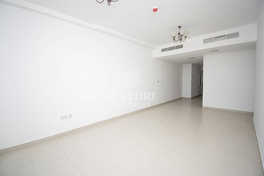 Best Deal | Spacious 1 Bed Apartment + Store