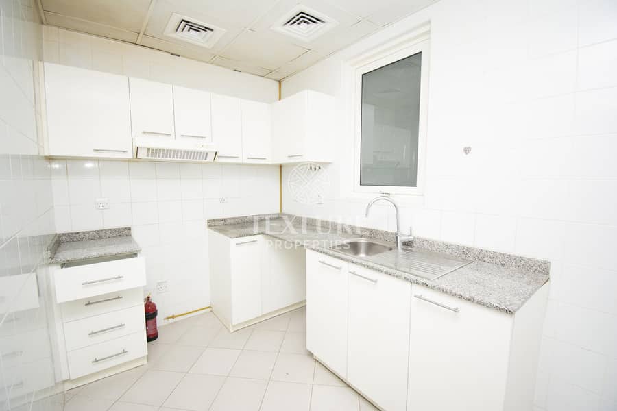 8 Best Deal | Spacious 1 Bed Apartment + Store