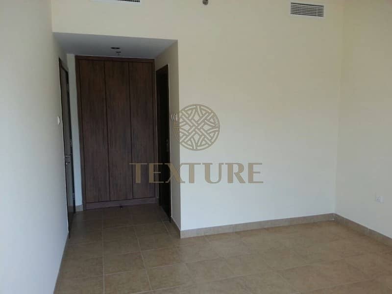 5 Stunning 1BHK Available in Golf View Residence