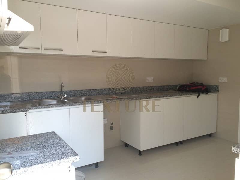 6 Spacious family villa in heart of Jumeirah for Rent @ 185K