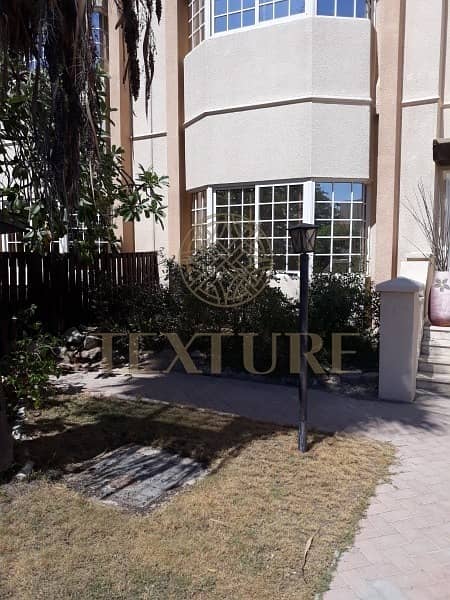 5 Hot Deal!! 4 BR  Villa in Jumeirah 3 for Rent