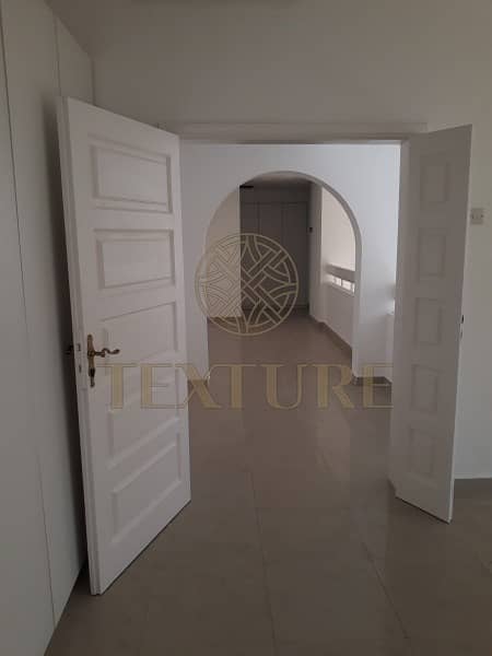 7 Hot Deal!! 4 BR  Villa in Jumeirah 3 for Rent