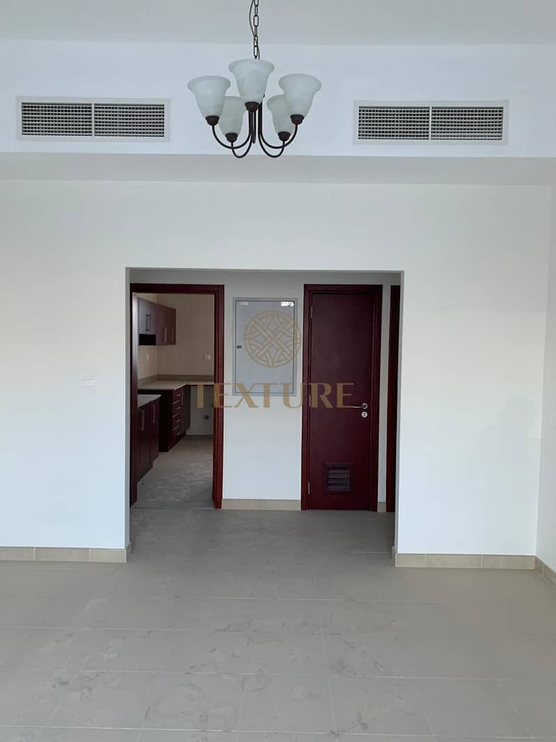 5 Exclusive Brand New Villa Very Close To Sheikh Zahid Downtown