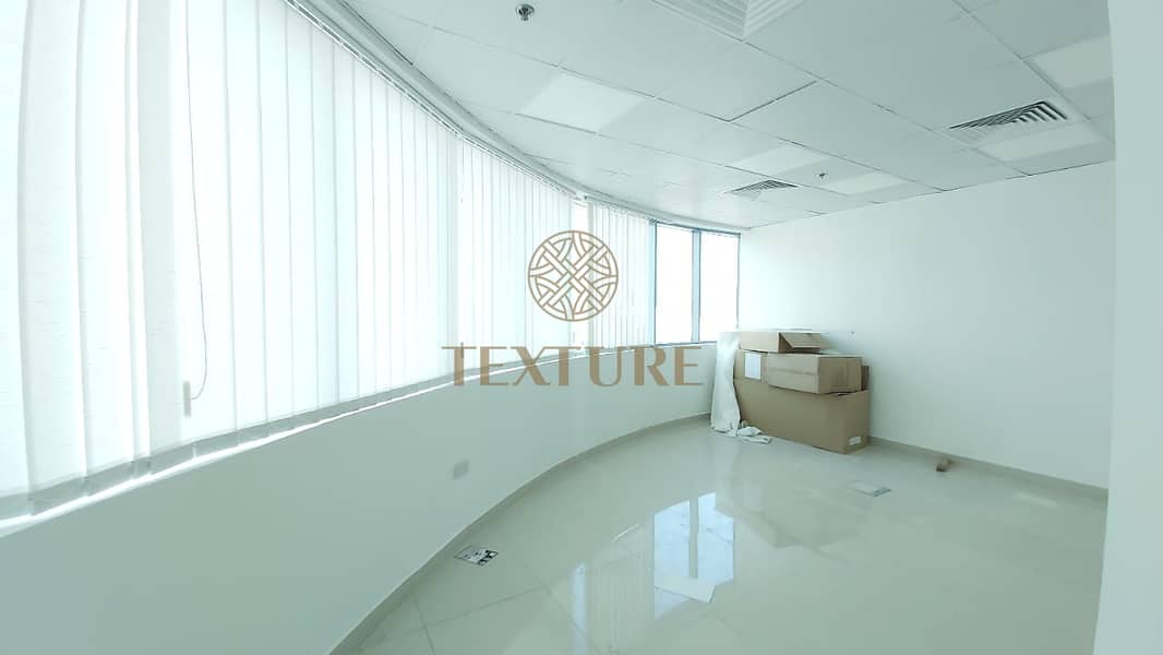 7 Spacious Office in Business Tower for Rent
