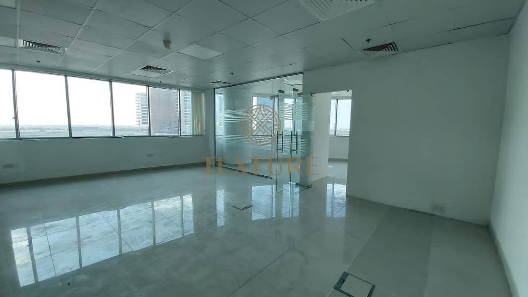 9 Spacious Office in Business Tower for Rent
