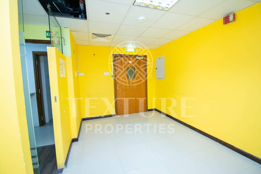 2 Easy Access to Malls| Fitted Office | Multiple Options