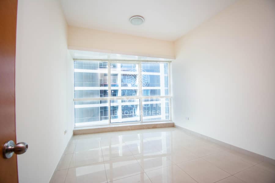 High Floor | Chiller & Maintenance Free | Sea View | Near to Metro Station