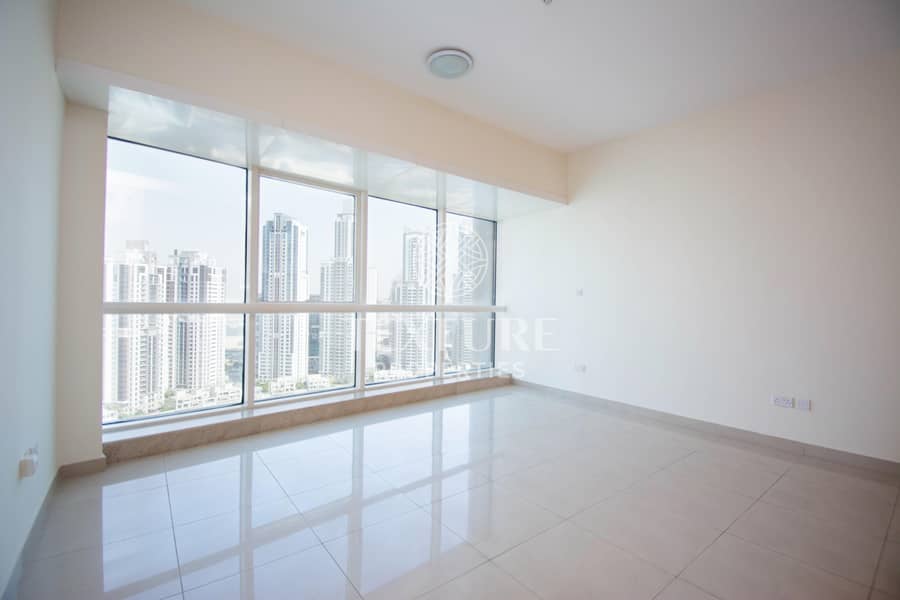 4 High Floor | Chiller & Maintenance Free | Sea View | Near to Metro Station