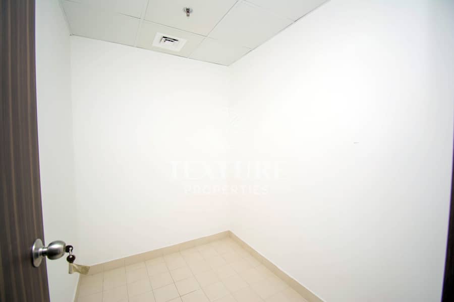 2 Huge 1 BR+study+ Laundry | Supermarket | Well Maintained