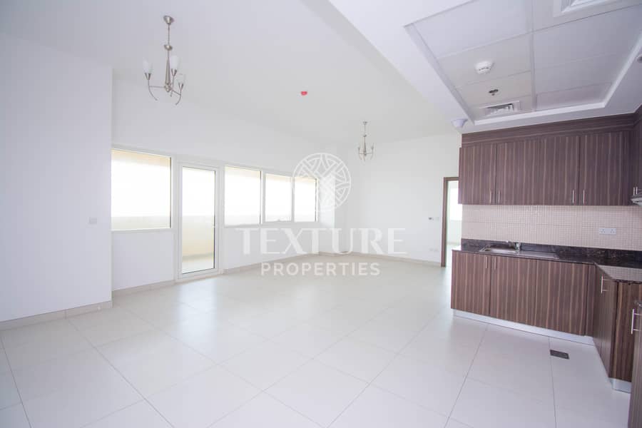 6 Huge 1 BR+study+ Laundry | Supermarket | Well Maintained