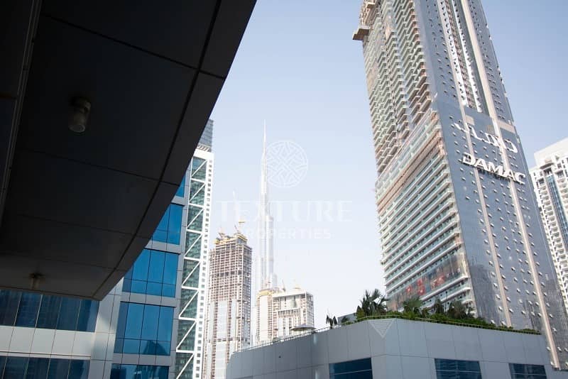 14 Burj Khalifa View | Near to Metro Station | Chiller Free