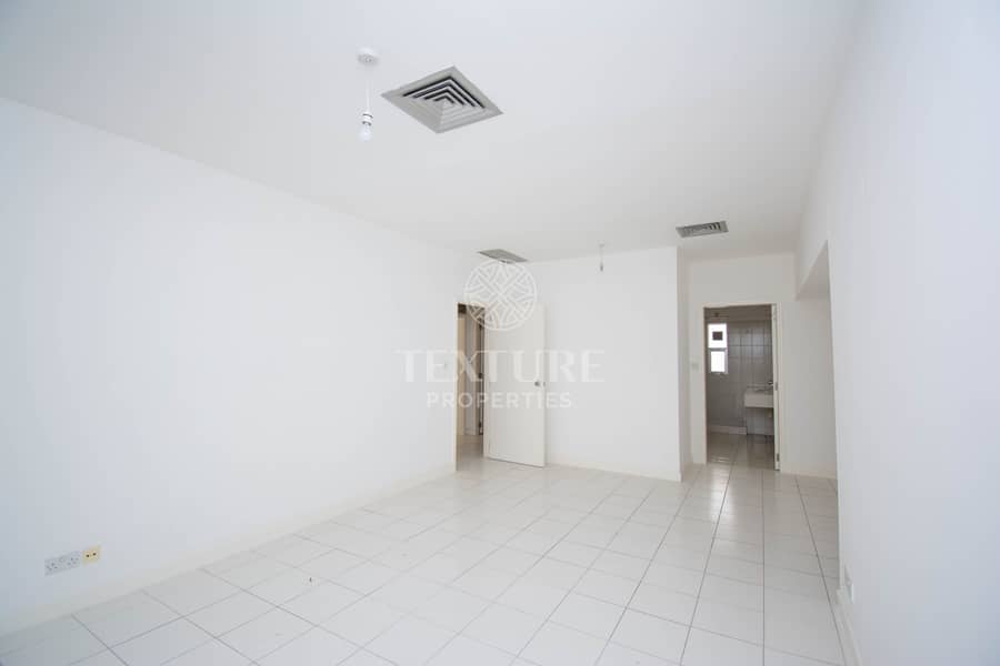 3 Best Deal 3 bed villa on family compound.