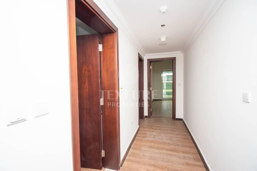 2 Spacious 2 Bedroom | Fitted Kitchen | Canal View | Wooden Floor