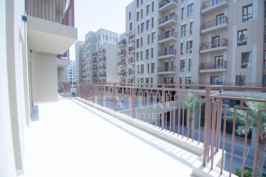 12 BRAND NEW 1 BED WITH HUGE BALCONY | 830 sq. ft.