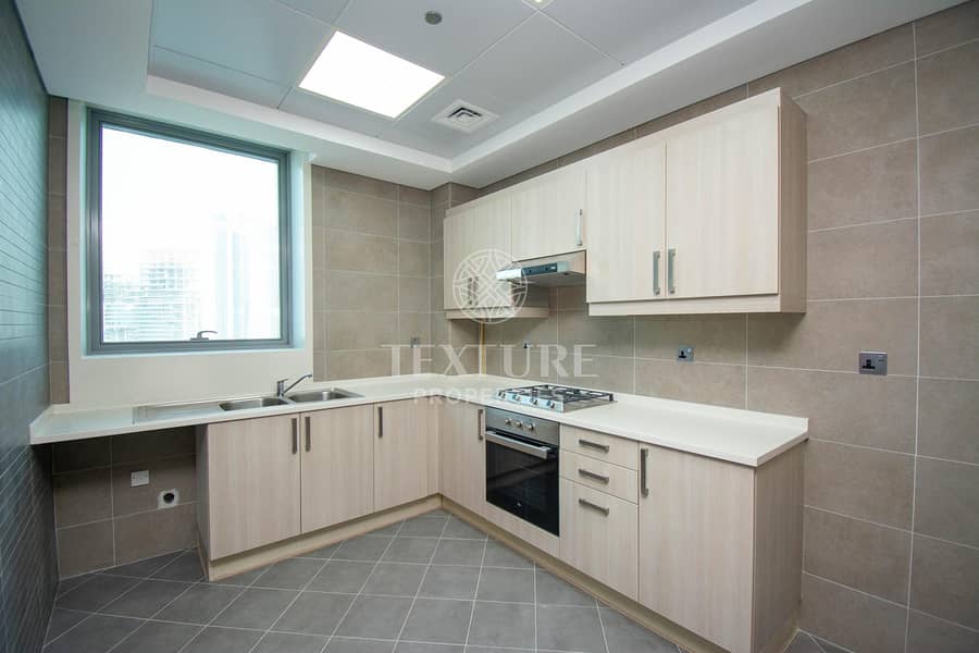 16 1 Month Free| W/Store+Storage+Laundry| Fully Fitted Kitchen
