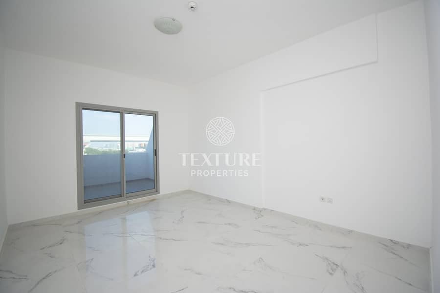 6 Brand New | 2 Bed Apartment | 5 minutes to Metro