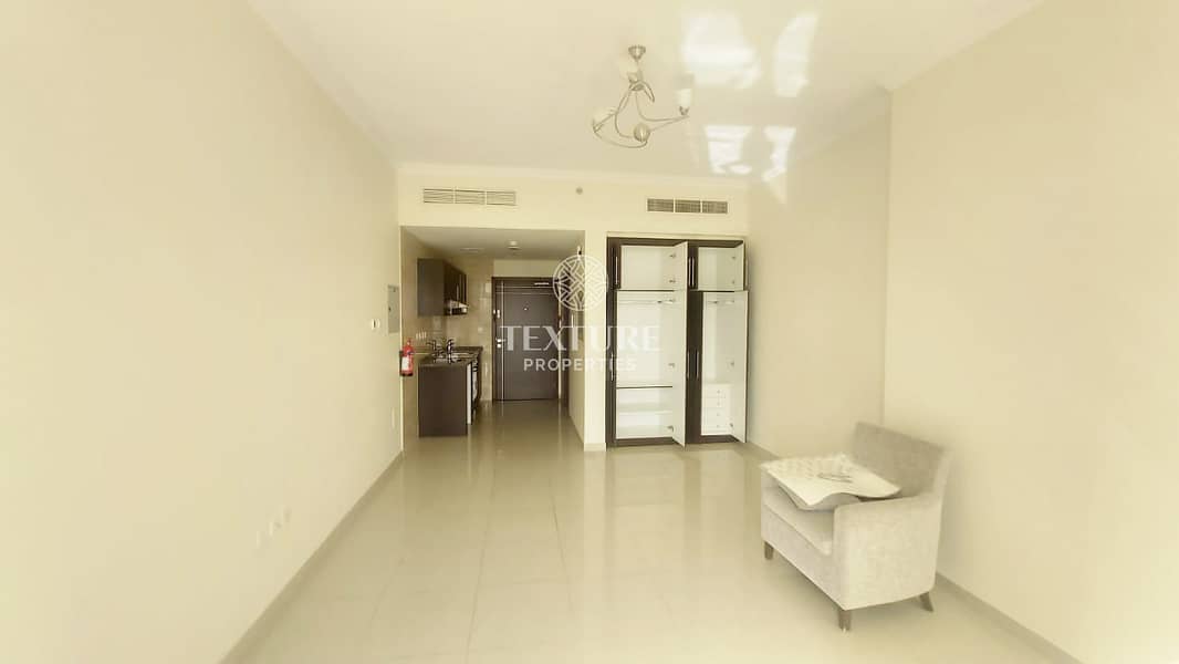 2 Amazing | Studio Apartment | Siraj Tower