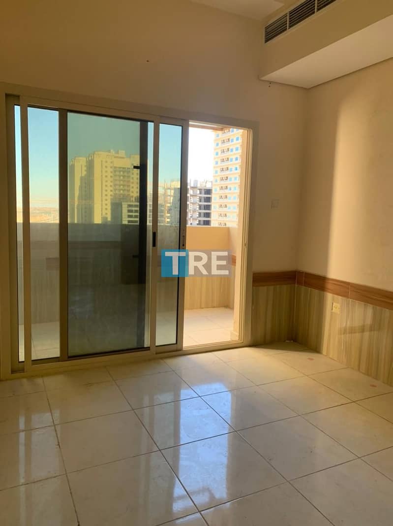 شقة في برج لافندر،مدينة الإمارات‬ 2 غرف 260000 درهم - 4970314