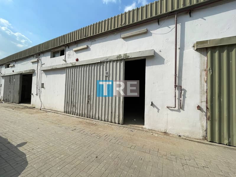 2000 Sqft !!!! Spacious Warehouse Behind Darmix Roundabout & Alfain Garments  Street In Ajman Industrial 1