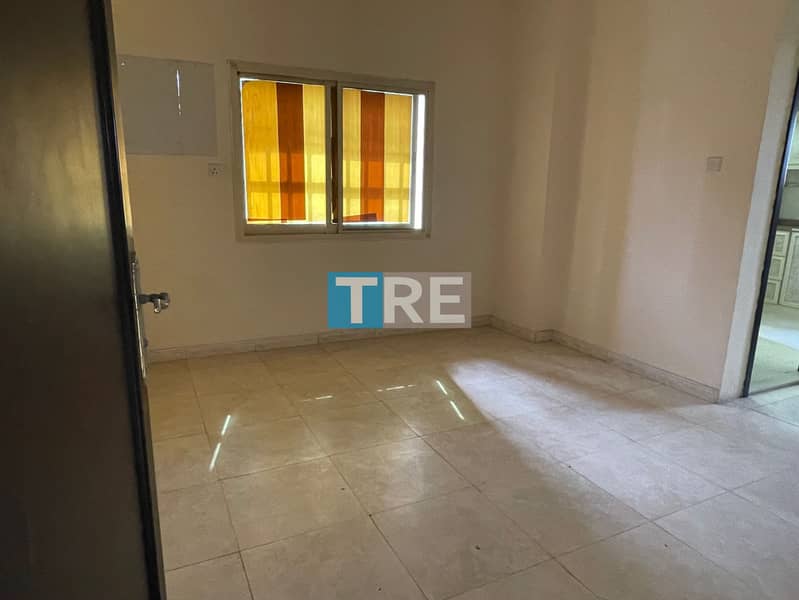 SPACIOUS SIZE OF STUDIO WITH CLOSE KITCHEN FOR RENT IN AL NUAIMIYA 2 WINDOW AC